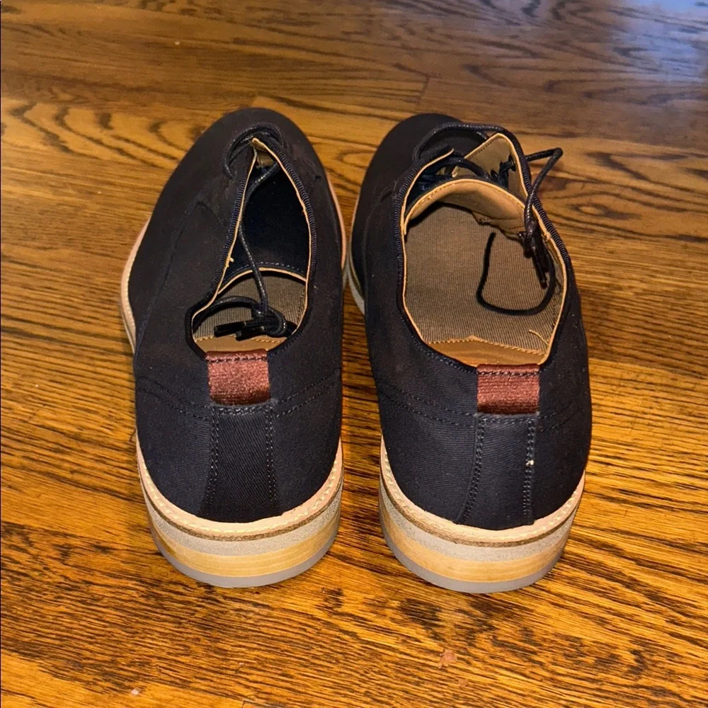 Steve Madden Black Canvas Derby Shoes with Tan Sole Men’s Size 13